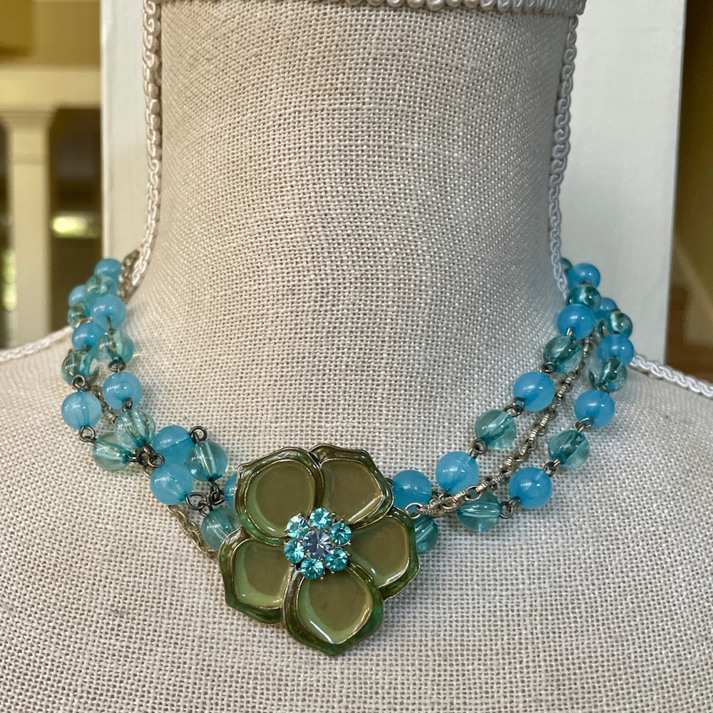 Vintage VCLM  Floral Blue Necklace with beads and crystals